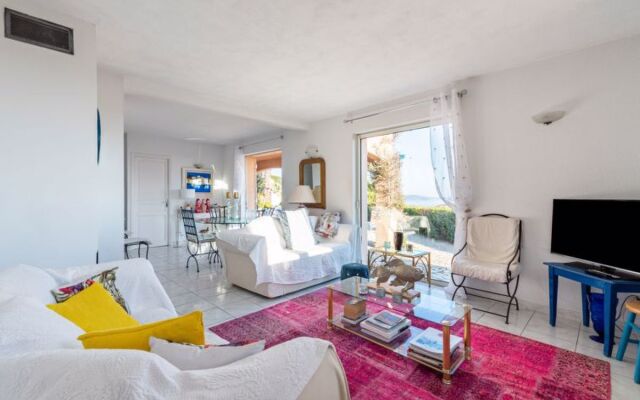 Holiday Home Yalou (CAV100)