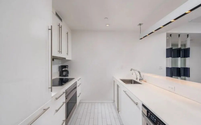 Collins Avenue Condo #90426