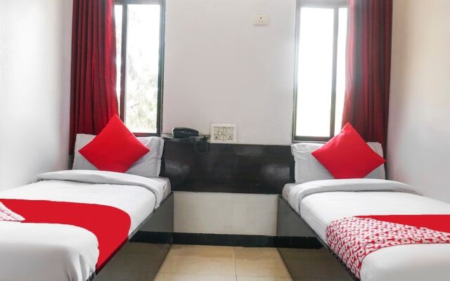 Silver Star Executive by OYO Rooms