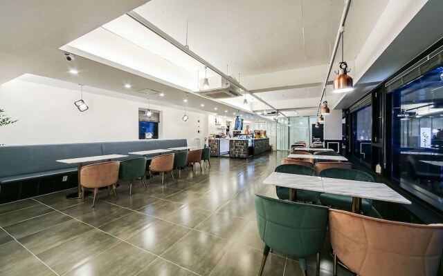 Busan Haeundae Flos Hotel