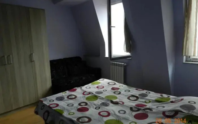 Apartment at Parnavaz