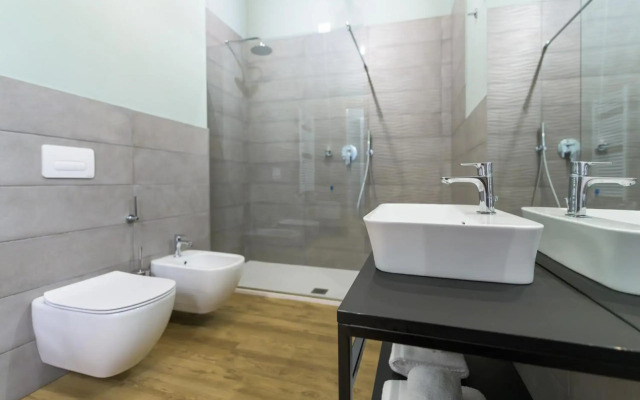 Hotel Regina Del Garda Suite