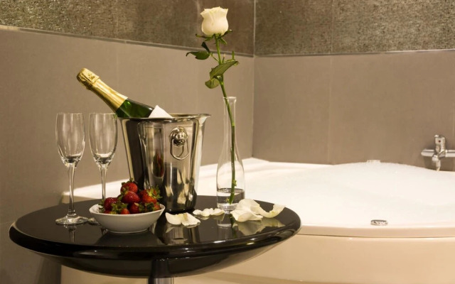 Awqa Classic Hotell