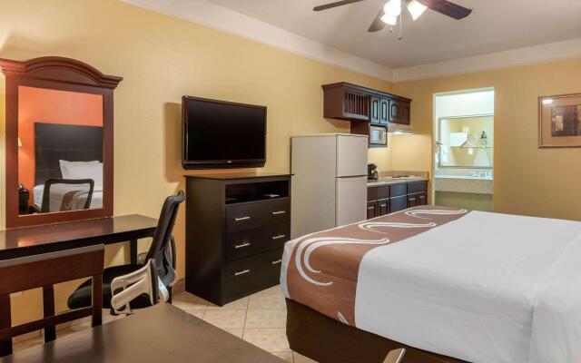 Quality Inn & Suites at The Outlets Mercedes/Weslaco