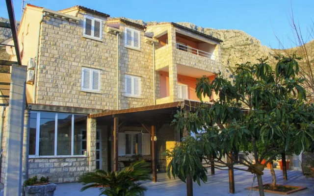 Villa Konalic