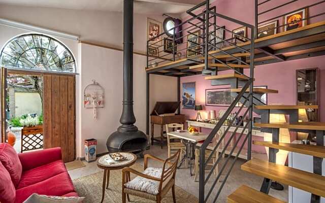 Bed And Breakfast Queen