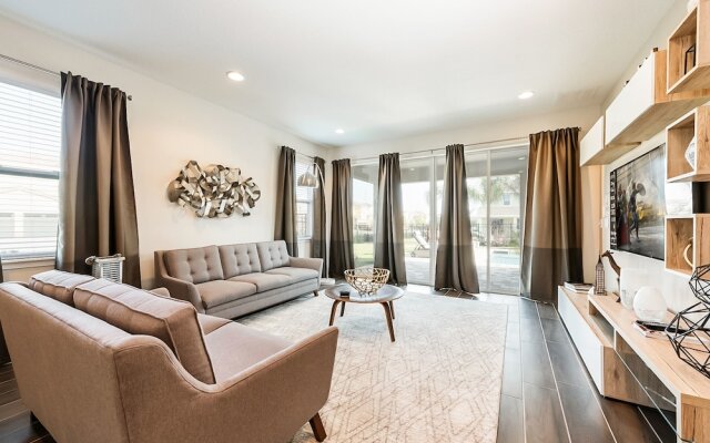 7600 Wilmington Loop