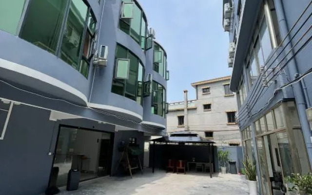 Xiangyu Hanshe B&B (Yangmeikeng Judiaosha Branch)