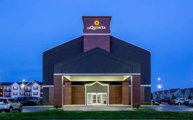 La Quinta Inn & Suites by Wyndham Columbus West - Hilliard