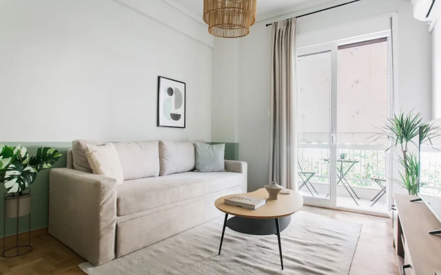 Dazzling 1BR Apartment in Koukaki