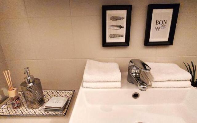 Ancient Walls Studio