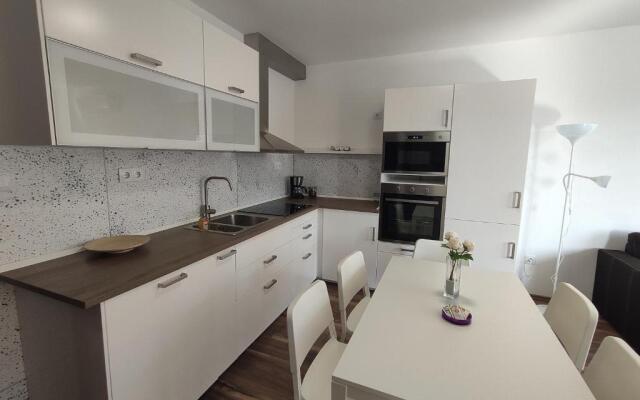 Hatvan Corner Apartments 2