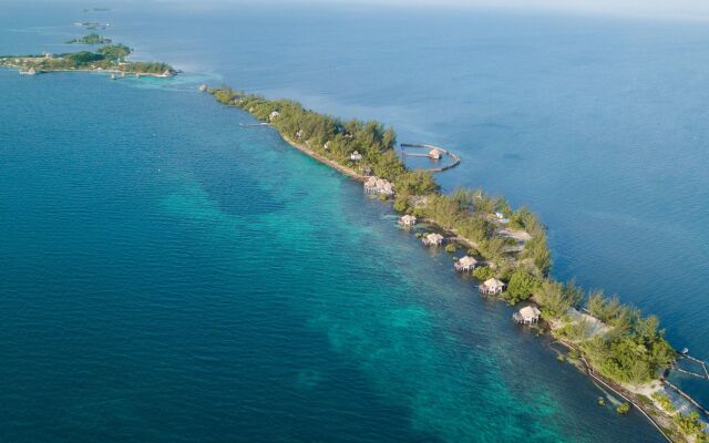 Thatch Caye, a Muy'Ono Resort