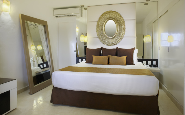 Desire Riviera Maya Resort, Couples Only - Adults Only All Inclusive
