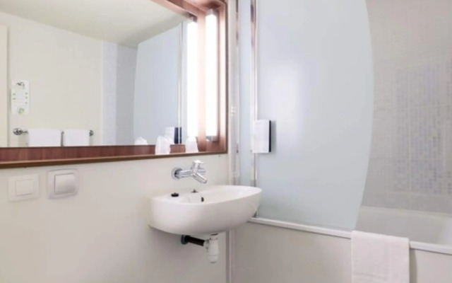 Hotel Campanile Saint Etienne Est - Saint Chamond