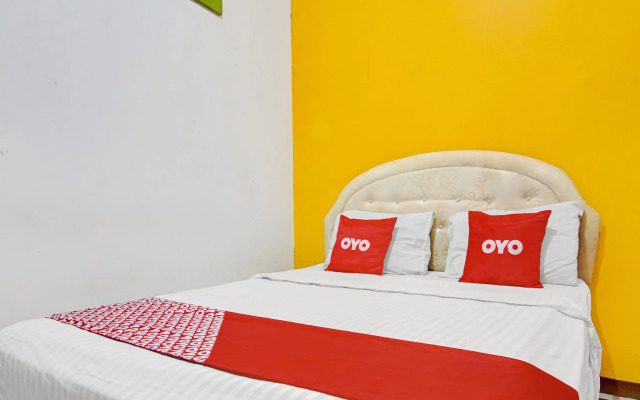 RedDoorz near Mall Of Indonesia