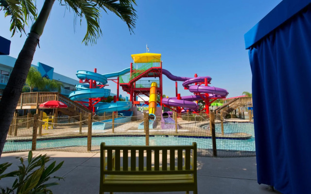 Ramada by Wyndham Hotel & Water Park