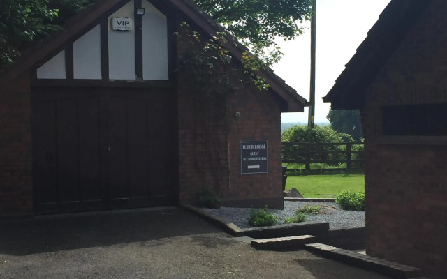 Tudor Lodge Guest Accommodation