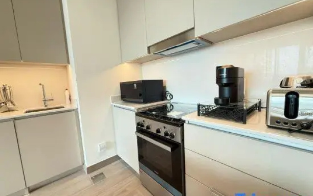 Luxury 1BR | Creek Beach | Pool & Beach