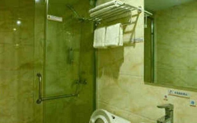 Super 8 by Wyndham Hangzhou Bai Huo Da Lou