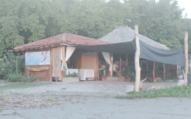 Playa Hermosa Ecolodge