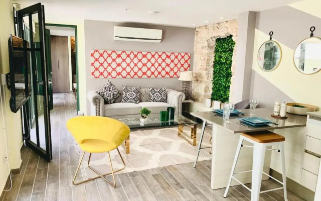 AmazINN Places Casco Viejo unique Desing and Pool II