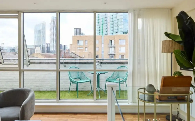 The Brick Lane Arms - Breathtaking 2bdr Penthouse With Balcony