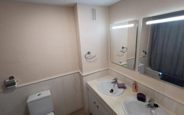 MI CAPRICHO B17 Beachfront Apartment