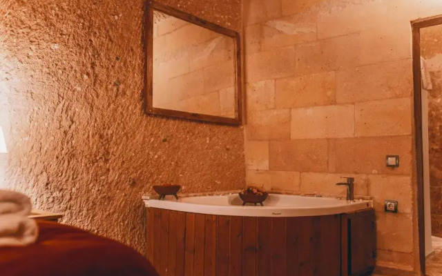 Zula Cave House
