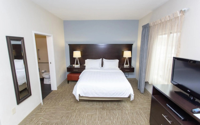 Staybridge Suites Bowling Green by IHG