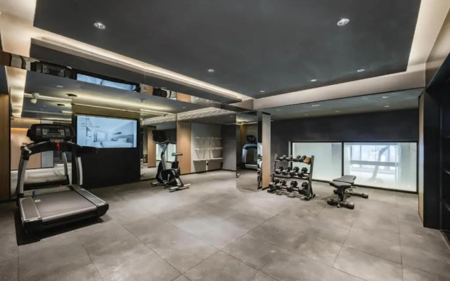 Echarm Hotel (Chengdu Chunxi Road Pedestrian Street)