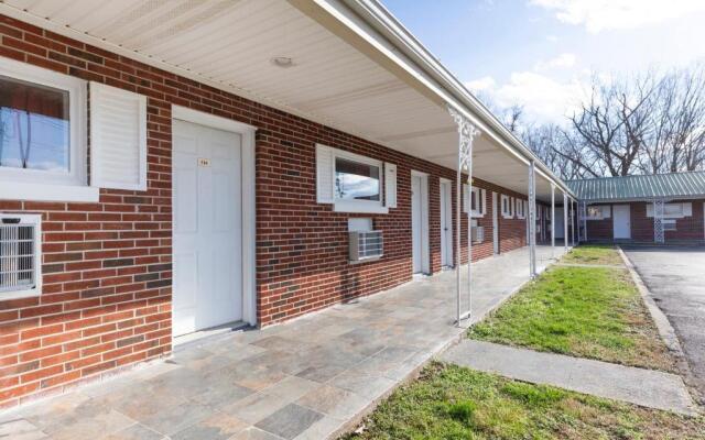 OYO Hotel Cave City KY