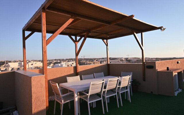 Anici Crt Penthouse 4 - with private rooftop pool