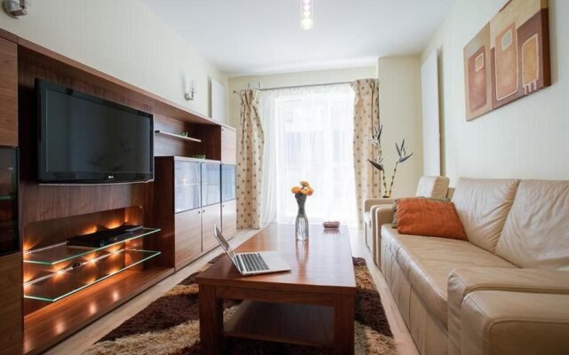 Platinum Towers Central Apartments