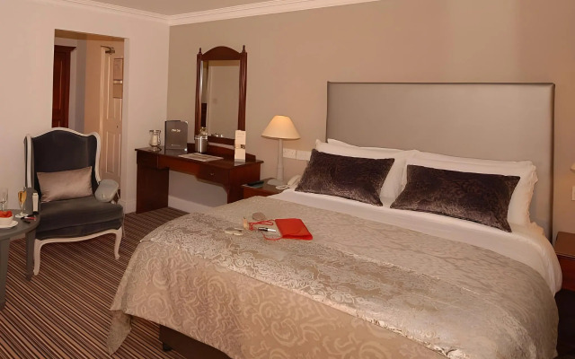 Killarney Heights Hotel