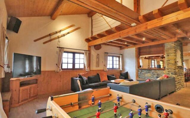 Chalet Montvalezan-La Rosière, 9 pièces, 19 personnes - FR-1-398-632