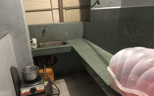 Rey-Alexandria Suites Annex