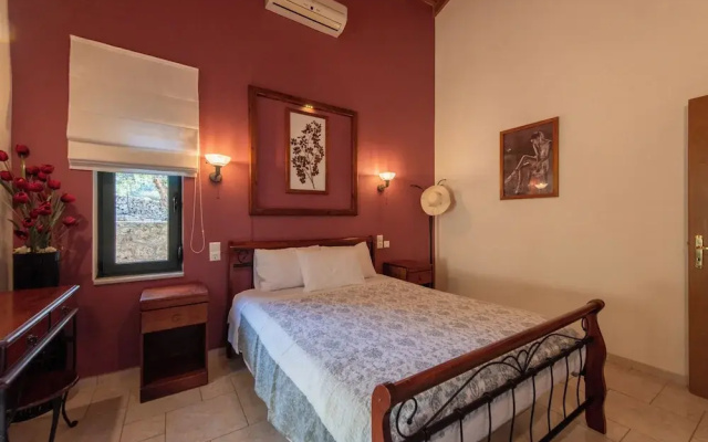 Villa Chloe With Private Pool