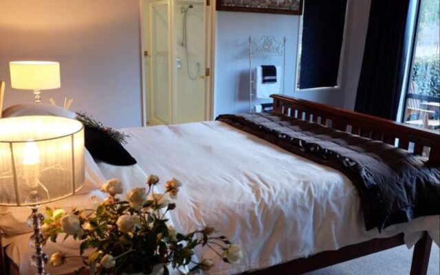 Mount Maude Country Lodge