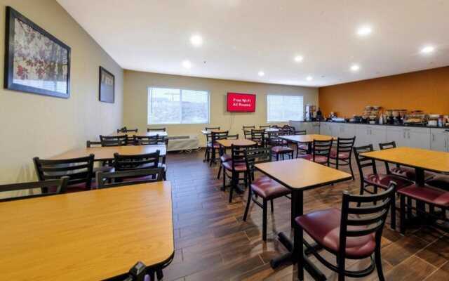 Red Roof Inn Osage Beach - Lake of the Ozarks