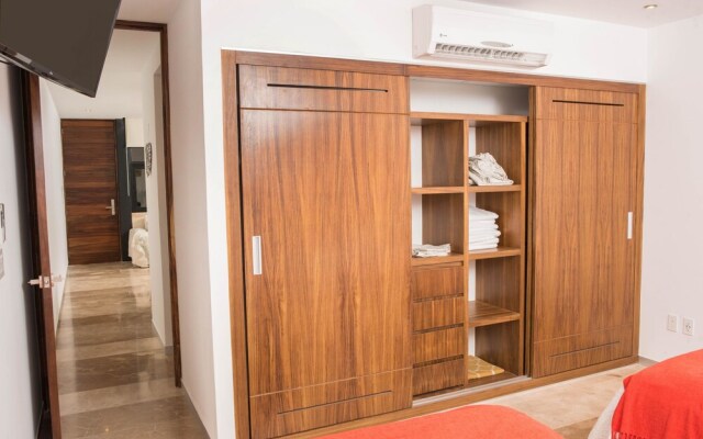 Kuxtal 205 by iMexico