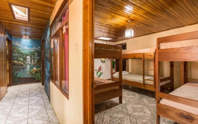 Que Tuanis Hostel Monteverde