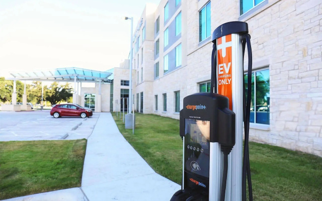 Hyatt Place Austin Airport