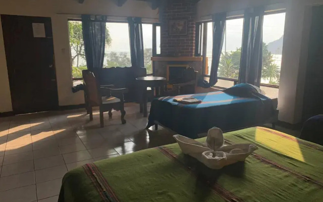 Hotel Bahia Atitlan
