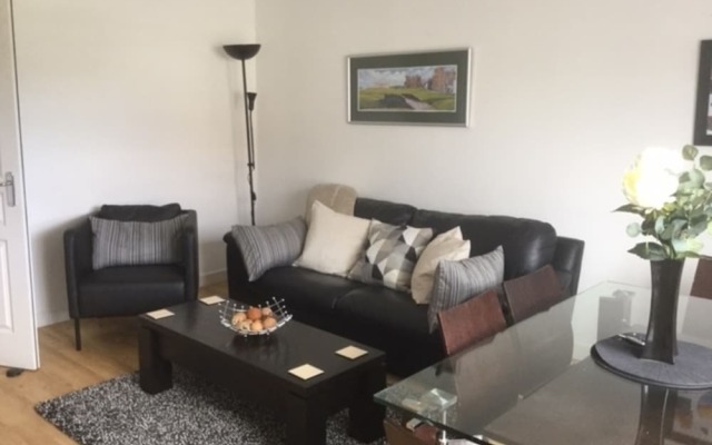 St Andrews Modern Flat 3 bed