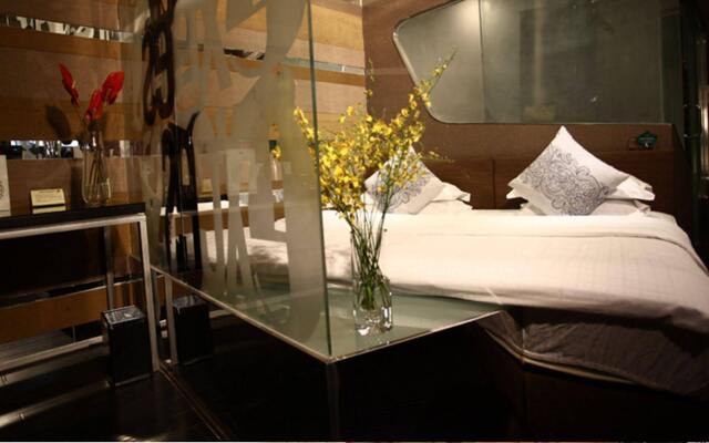Vision Fashion Hotel