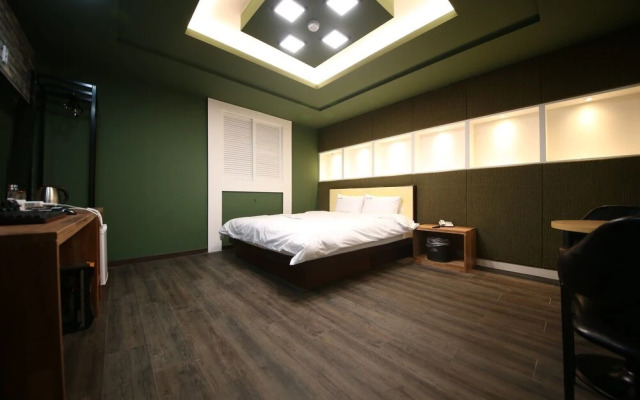 Hotel Illuwa