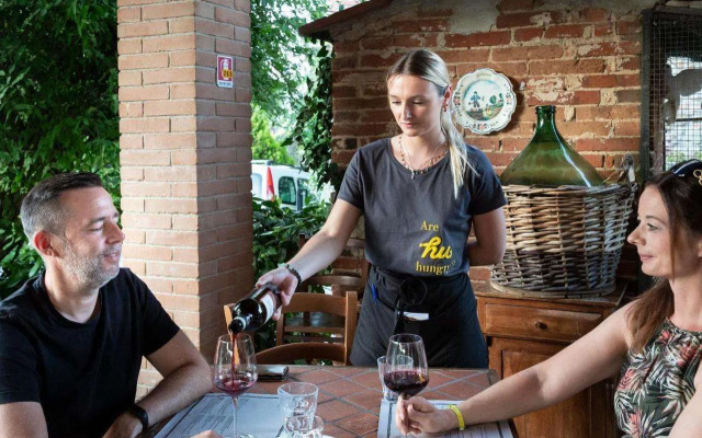 hu Norcenni Girasole Village