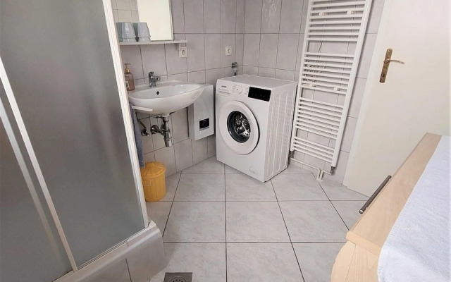 Elegant Apartments With Sea View and Balcony