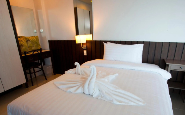 Prasarnsook Villa Beach Resort (SHA Extra Plus)